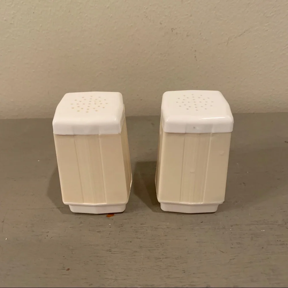 Vintage Mid-Century Salt And Pepper Shakers.